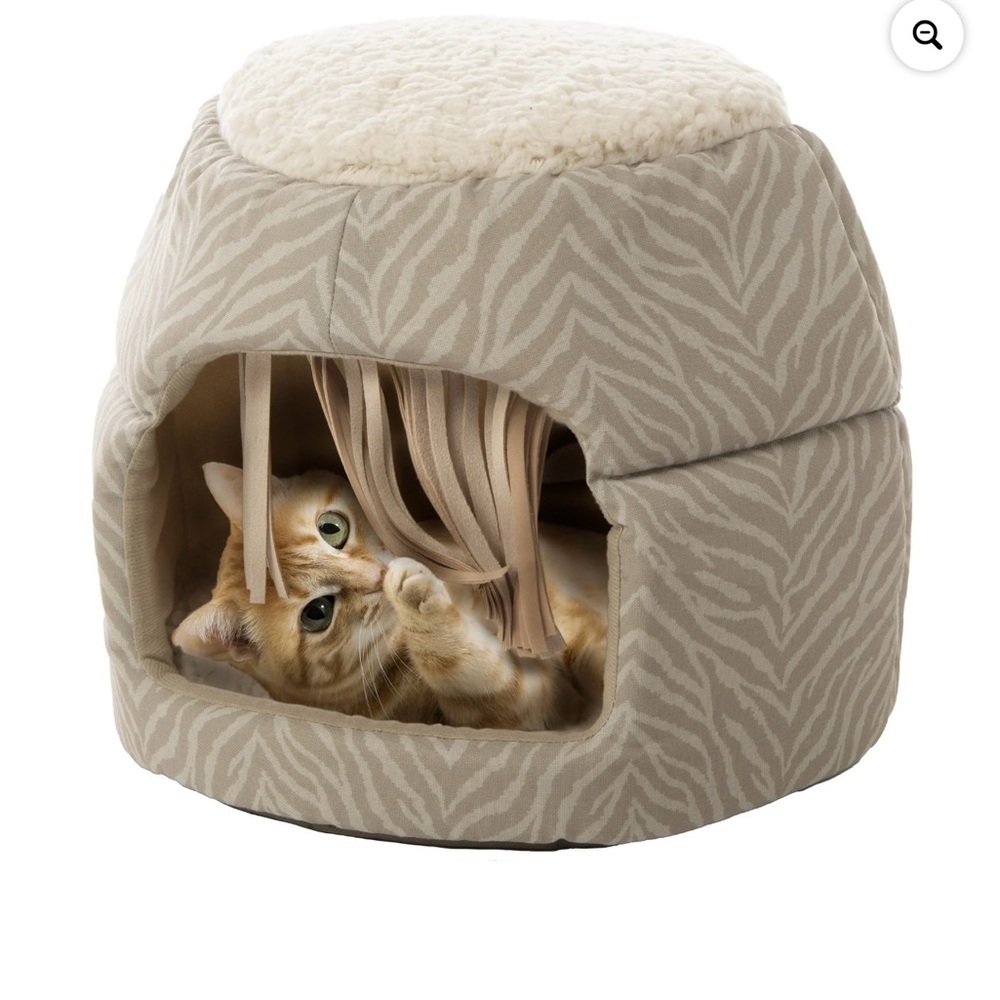 2 In 1 SmartyKat Fringed Honeycomb Convertible Cat Bed Pop Up Or Push Down Tiger